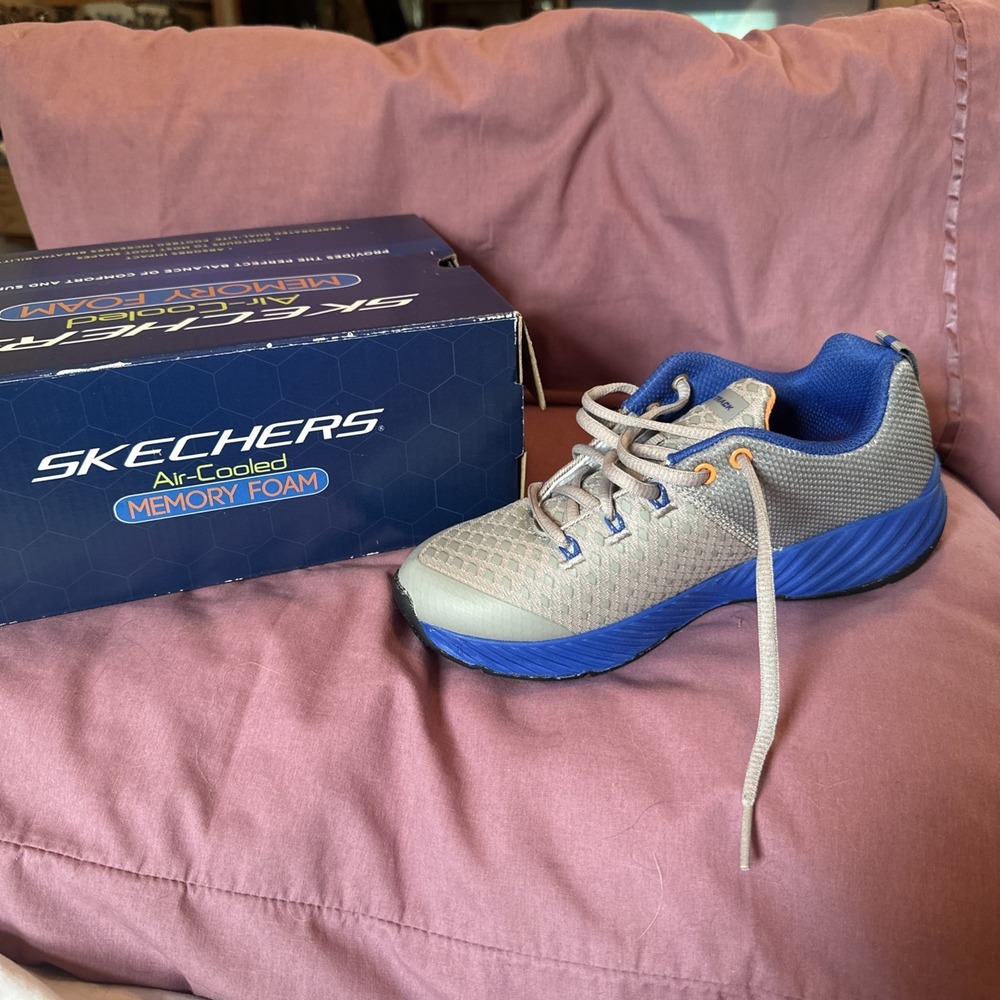 Skechers Clear Track sneakers grey mesh upper w/blue & Orange Accents NWB Sz 2.5